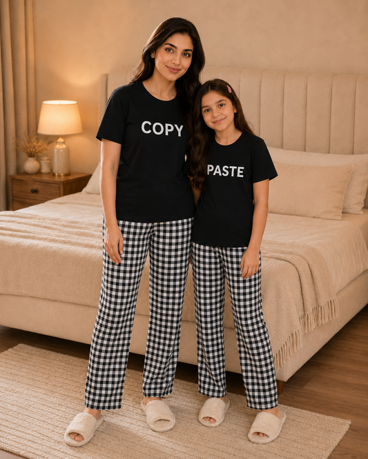 Copy Paste Mom & Daughter Night Suit – view 2